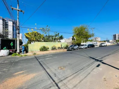 Casa com 4 Quartos para alugar, 1200m² no Frei Serafim, Teresina