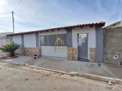 Casa com 3 Quartos à venda, 180m² no Cristo Rei, Várzea Grande