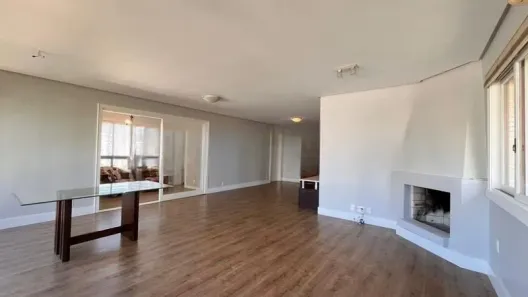 Apartamento com 4 Quartos para alugar, 155m² no Petrópolis, Porto Alegre