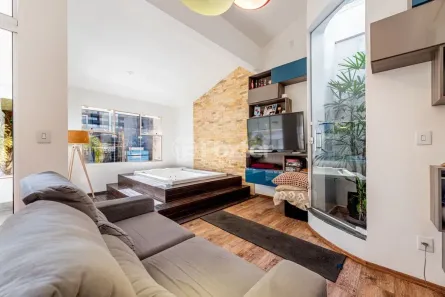 Sobrado com 3 Quartos à venda, 240m² no Cidade Baixa, Porto Alegre