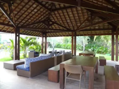Apartamento com 2 Quartos para venda ou aluguel, 100m² no Praia do Forte, Mata de São João