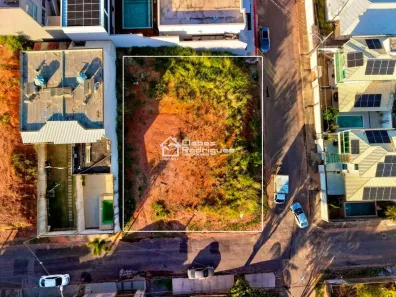 Lote/Terreno à venda, 720m² no Itapebussu, Guarapari
