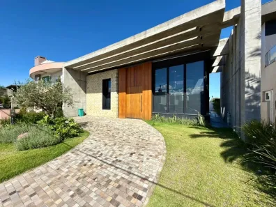 Casa de Condomínio com 4 Quartos à venda, 210m² no , Capão da Canoa