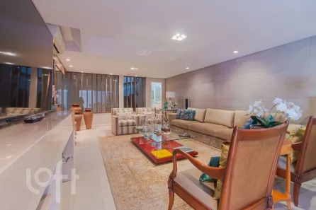 Casa com 4 Quartos à venda, 351m² no Santo Antônio, Porto Alegre