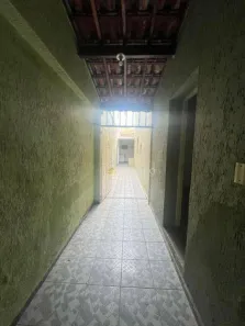 Sobrado com 3 Quartos para venda ou aluguel, 100m² no Vila São José, Taubaté