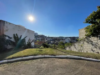 Lote/Terreno à venda, 378m² no São Pedro, Juiz de Fora