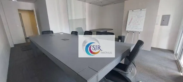 Sala Comercial à venda, 42m² no Vila Olímpia, São Paulo