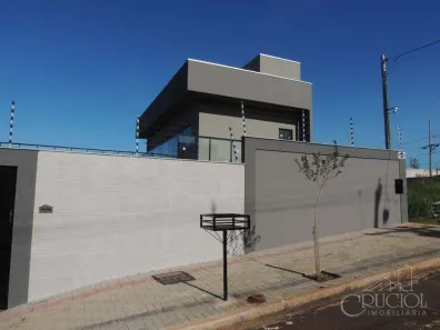 Sobrado com 2 Quartos à venda, 210m² no Chácara Santa Maria, Cambé