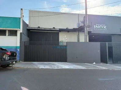 Galpão/Depósito/Armazém para alugar, 530m² no Vila Engler, Bauru