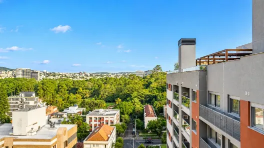 Apartamento com 2 Quartos à venda, 69m² no Passo da Areia, Porto Alegre