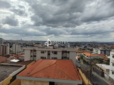 Apartamento com 3 Quartos para alugar, 90m² no Santa Efigênia, Belo Horizonte