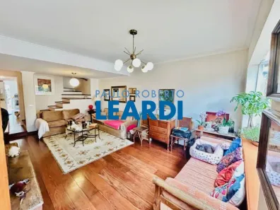 Sobrado com 3 Quartos à venda, 125m² no Vila Madalena, São Paulo