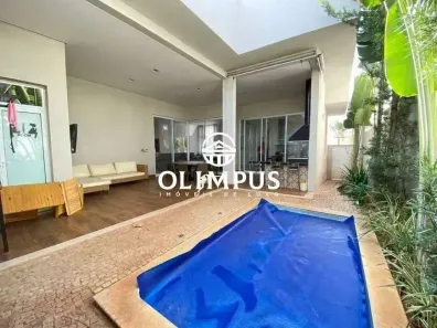 Casa de Condomínio com 3 Quartos para alugar, 270m² no Jardim das Palmeiras, Uberlândia