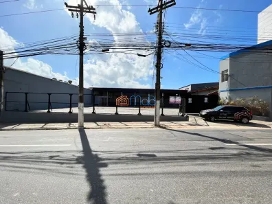 Galpão/Depósito/Armazém com 13 Quartos à venda, 250m² no Granja dos Cavaleiros, Macaé
