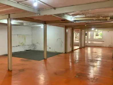Galpão/Depósito/Armazém à venda, 700m² no Santa Rosa, Belo Horizonte