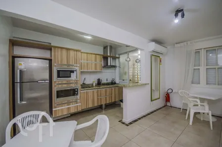 Apartamento com 2 Quartos à venda, 56m² no Menino Deus, Porto Alegre