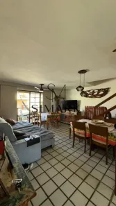 Casa de Condomínio com 3 Quartos à venda, 250m² no Camboinhas, Niterói