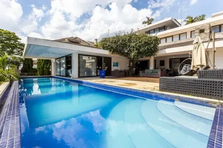 Casa de Condomínio com 5 Quartos para alugar, 530m² no Alphaville, Santana de Parnaíba
