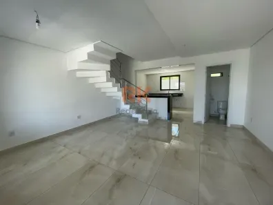 Casa com 3 Quartos à venda, 170m² no Cabral, Contagem