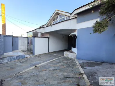 Sobrado com 4 Quartos à venda, 250m² no Parque Balneário Oasis, Peruíbe