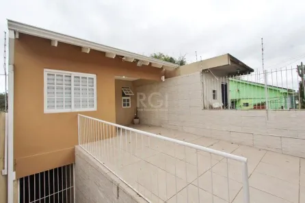 Casa com 2 Quartos à venda, 199m² no Medianeira, Porto Alegre