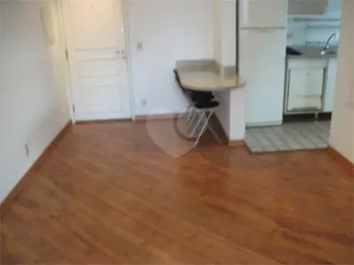 Apartamento com 2 Quartos para alugar, 42m² no Pinheiros, São Paulo
