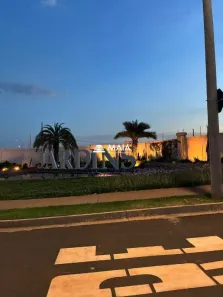 Lote/Terreno à venda, 250m² no Recreio dos Bandeirantes, Uberaba
