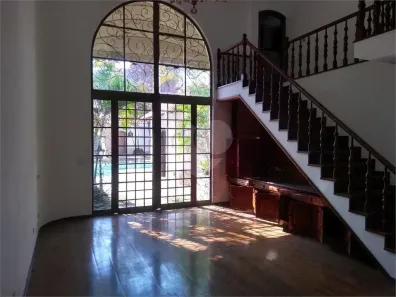 Sobrado com 4 Quartos à venda, 430m² no Vila Carrão, São Paulo