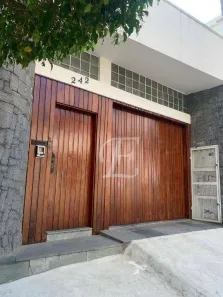Sobrado com 3 Quartos à venda, 241m² no Santana, São Paulo