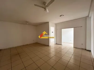 Ponto Comercial para alugar, 175m² no Centro, Divinópolis