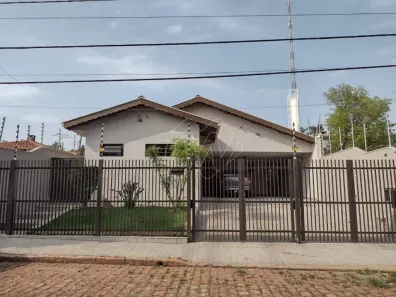 Casa com 4 Quartos à venda, 286m² no Vila Furlan, Araraquara