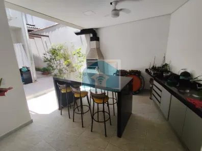 Sobrado com 3 Quartos à venda, 160m² no Jardim Petrópolis, São Paulo