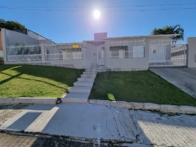 Casa com 3 Quartos à venda, 230m² no Brasília, Criciúma