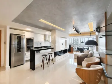Apartamento com 2 Quartos para alugar, 86m² no Três Figueiras, Porto Alegre