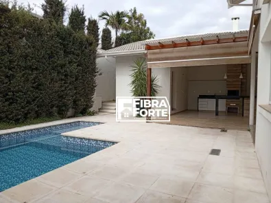 Casa de Condomínio com 3 Quartos para alugar, 280m² no Jardim Europa, Valinhos