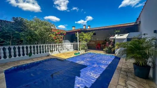 Sobrado com 4 Quartos à venda, 305m² no Parque Residencial Flor do Vale, Tremembé