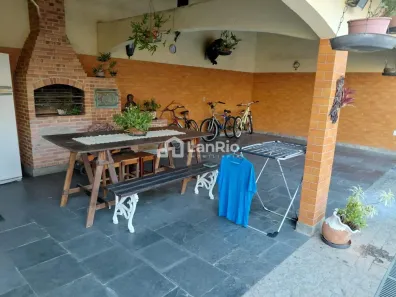 Casa de Condomínio com 4 Quartos à venda, 350m² no Jacarepaguá, Rio de Janeiro