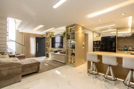 Sobrado com 2 Quartos à venda, 157m² no Pineville, Pinhais