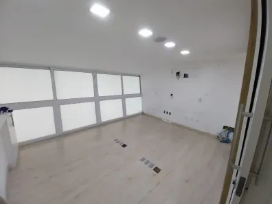 Ponto Comercial para alugar, 120m² no Copacabana, Rio de Janeiro