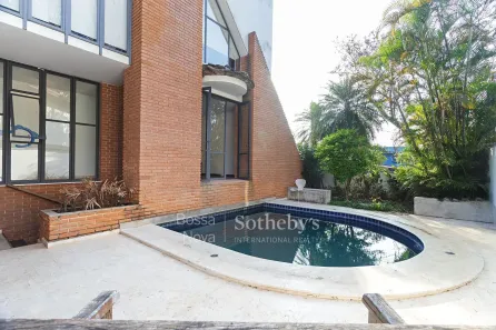 Casa com 6 Quartos à venda, 376m² no Vila Madalena, São Paulo