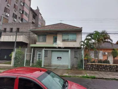 Casa com 4 Quartos à venda, 341m² no Passo da Areia, Porto Alegre
