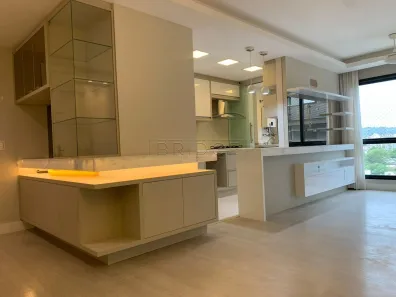 Apartamento com 3 Quartos para alugar, 96m² no Cristal, Porto Alegre