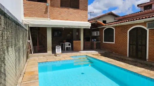 Casa com 4 Quartos à venda, 250m² no Piratininga, Niterói
