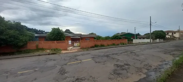 Casa com 3 Quartos à venda, 80m² no Uvaranas, Ponta Grossa