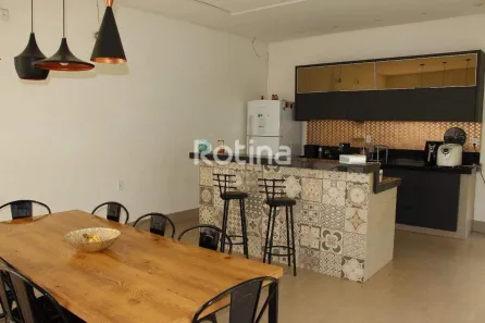 Casa com 3 Quartos à venda, 150m² no Bosque dos Buritis, Uberlândia