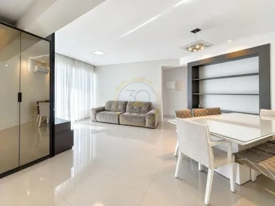 Apartamento com 3 Quartos para alugar, 131m² no Centro, Balneário Camboriú