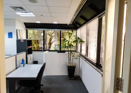 Sala Comercial à venda, 100m² no Cidade Monções, São Paulo