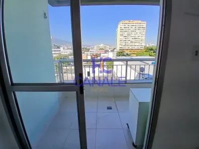 Apartamento com 2 Quartos para alugar, 78m² no Taquara, Rio de Janeiro
