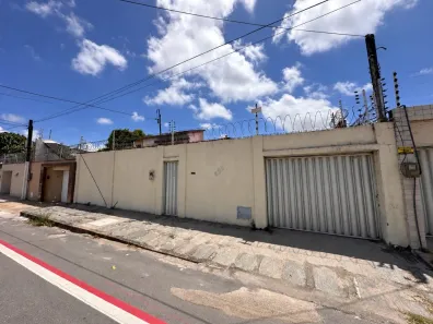Casa com 4 Quartos à venda, 241m² no Parque Manibura, Fortaleza