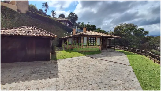 Casa com 2 Quartos à venda, 250m² no Itaipava, Petrópolis
